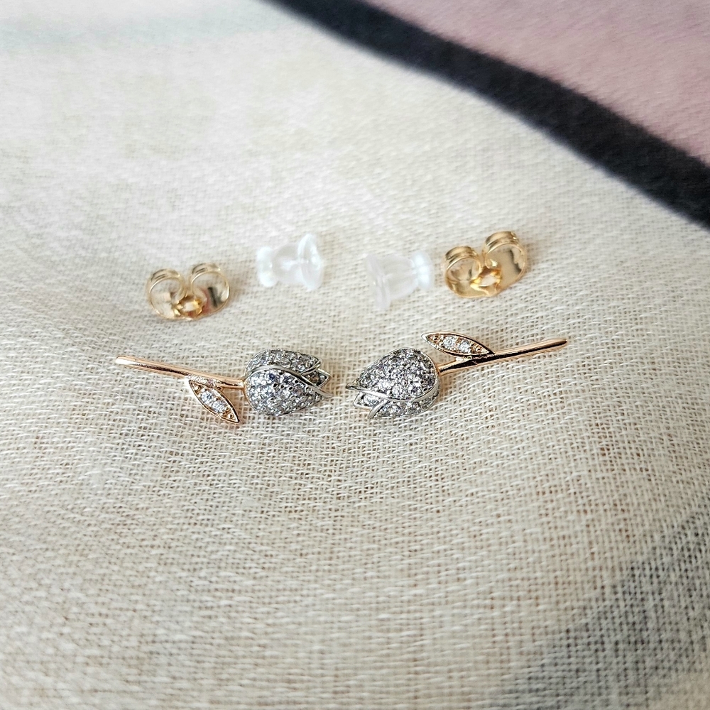 Tulip Earrings